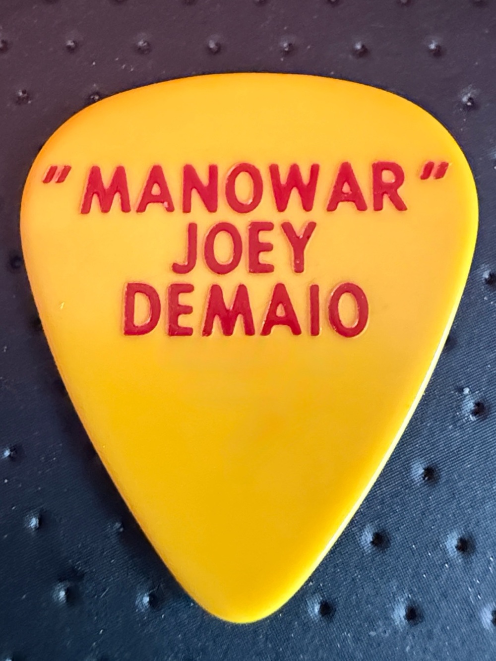 “Manowar” 1987 Joey Demaio Pick